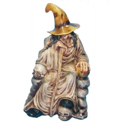 B27b Baba Jaga siedząca na fotelu H62cm