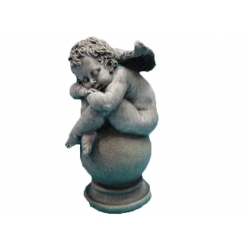 B271a Aniołek śpiący na kuli w odcieniach szarości H59cm